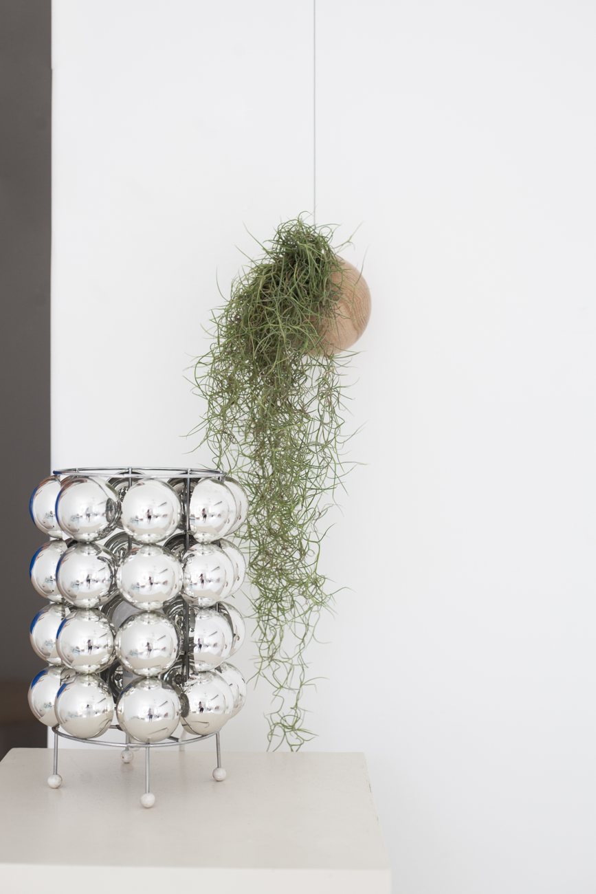 Hanging Sphere – Light Oak